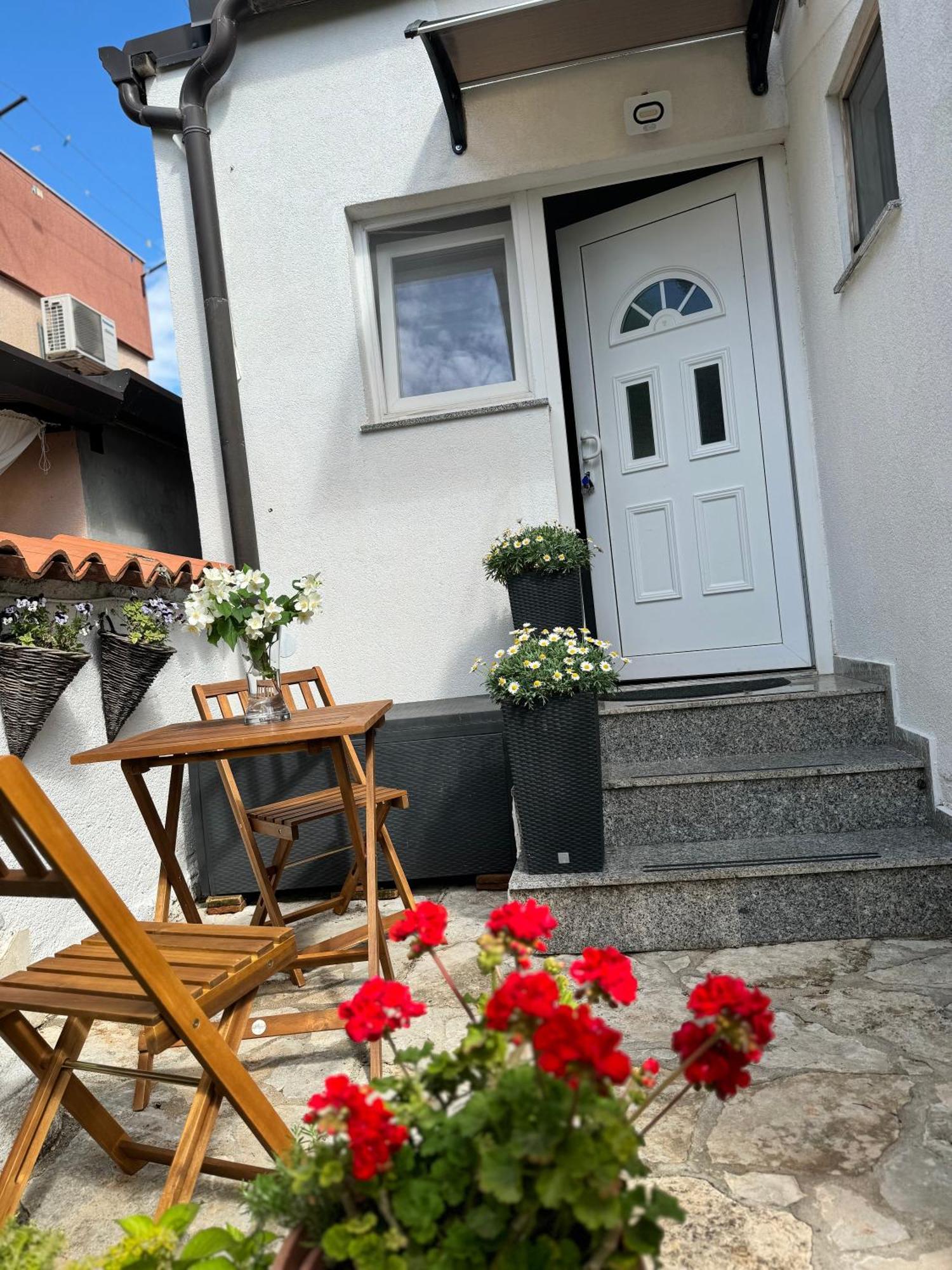 Castelli Apartment Umag Exterior photo